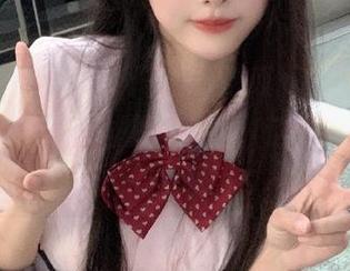 打开629吃瓜网cgwapp，一边戳瓜一边烦恼人生，这才是绝妙的逃避术！