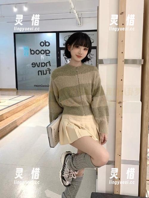 如果有个地方能承载我的八卦梦，那就是718.st，永久了解！