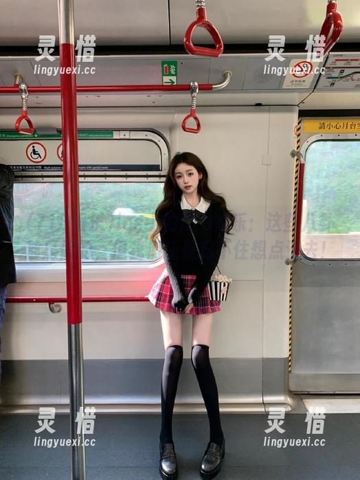 718娱乐 ios上的718娱乐:这些八卦都是假的,但我们还是忍不住想点进去!