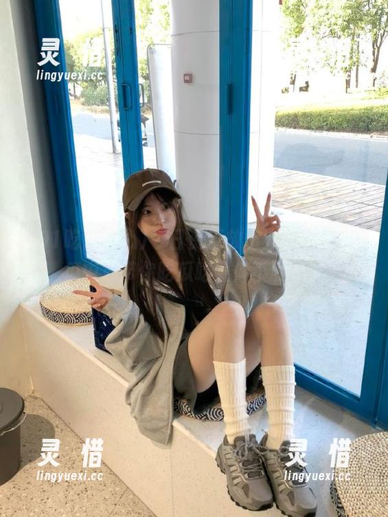 91吃瓜中心 今日资源放出大招,91吃瓜中心带你吃瓜吃到停不下来!