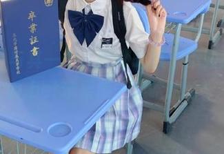 与其一个人默默吃瓜，不如拉上hlw.bet苹果版一起哈哈哈！