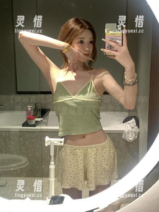 谁说网站不能吃？www吃瓜网，网址里藏着天下热闻全靠吃！