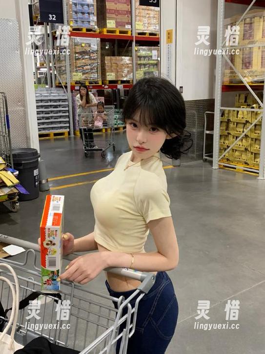 别光舔屏,导航至www.吃瓜爆料.com，让我们一起瓜田里见！