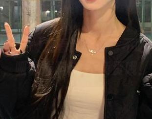 观看这个瓜，不吃后悔5年，呱呱爆料51不负责哦！