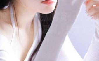 最新吃瓜首页：网红的’无意’互动，真是火花四溅啊，转发了不是朋友！