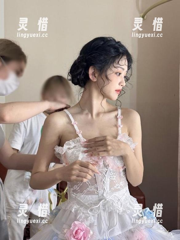 官网黑料专区：瓜果成林，你准备好默默吃瓜了吗？