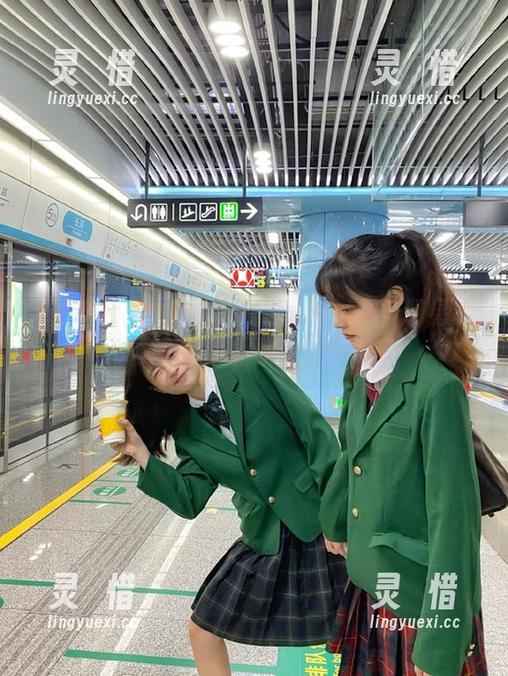 黑料社 91黑料社网址:一键揭开明星的‘真面目’,快来怼一怼!