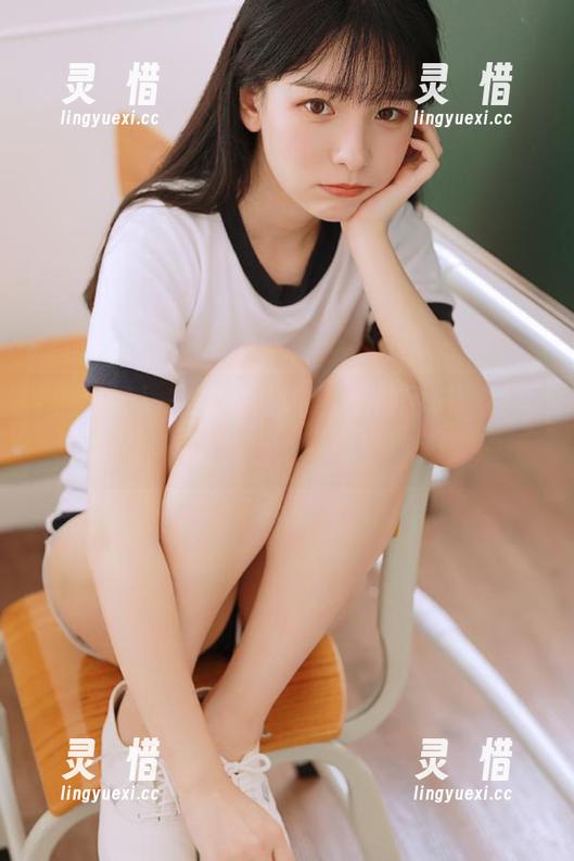 黑网料 一键切换心情,“黑网料”视频让我为之一颤!